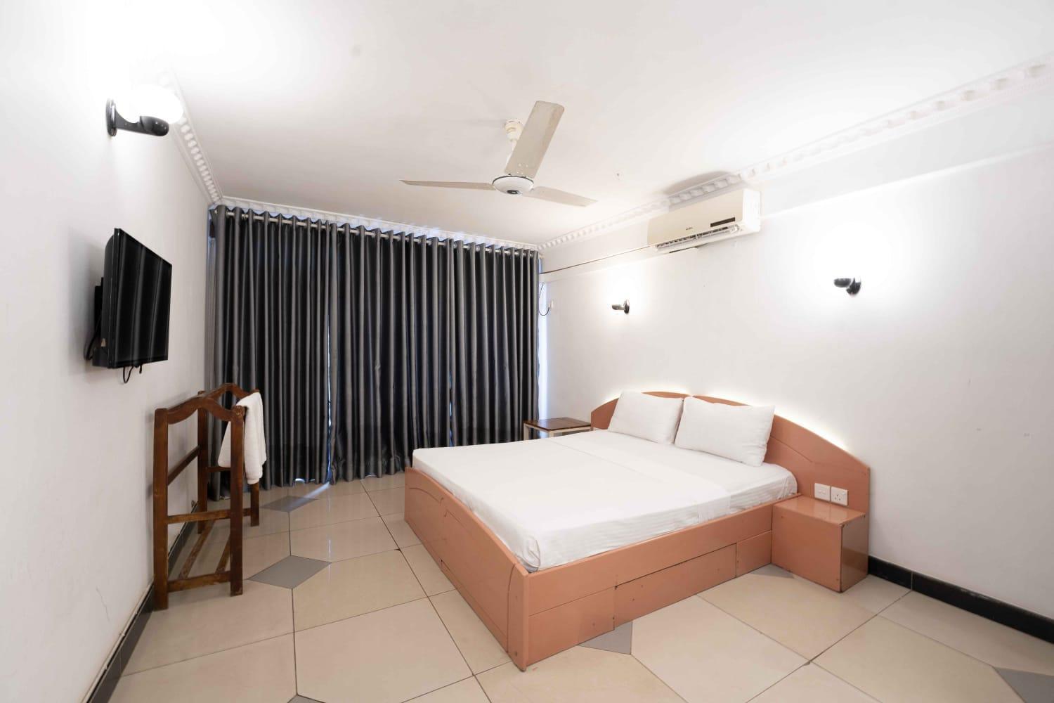Topaz Beach Hotel Negombo Extérieur photo